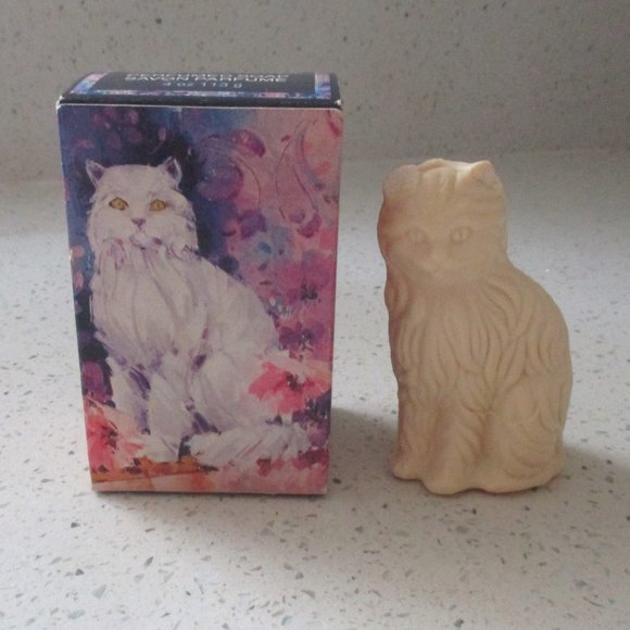 Vintage Avon Persian Kitten Soap 1970s - Picture 1 of 10
